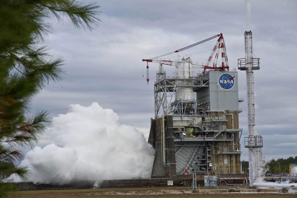 602560main_SSC-2011-02061_full.jpg NASA testar ny kraftfull raketmotor
